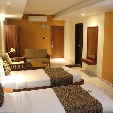 Hotel Madhuvan Serai Manipal Buitenkant foto