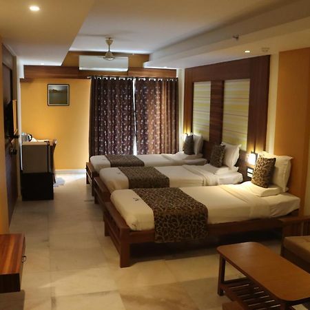 Hotel Madhuvan Serai Manipal Buitenkant foto