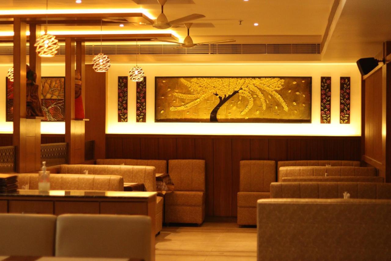 Hotel Madhuvan Serai Manipal Buitenkant foto