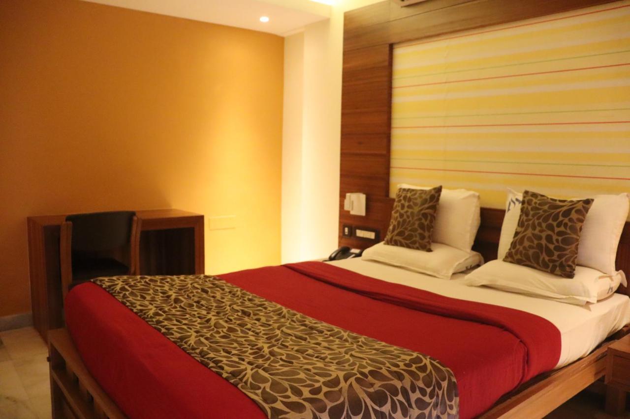 Hotel Madhuvan Serai Manipal Buitenkant foto