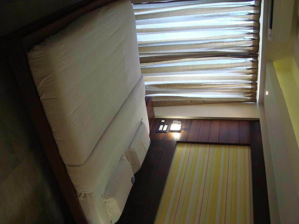 Hotel Madhuvan Serai Manipal Buitenkant foto