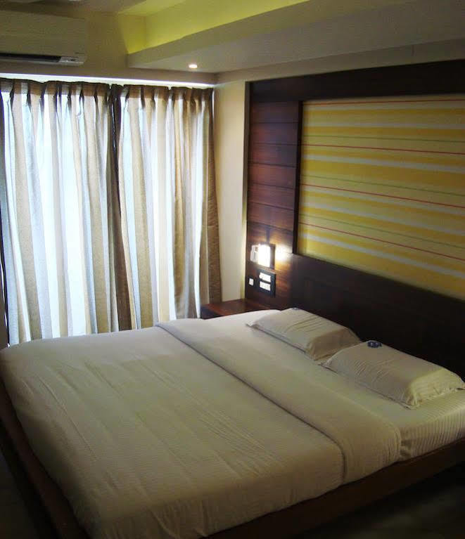 Hotel Madhuvan Serai Manipal Buitenkant foto